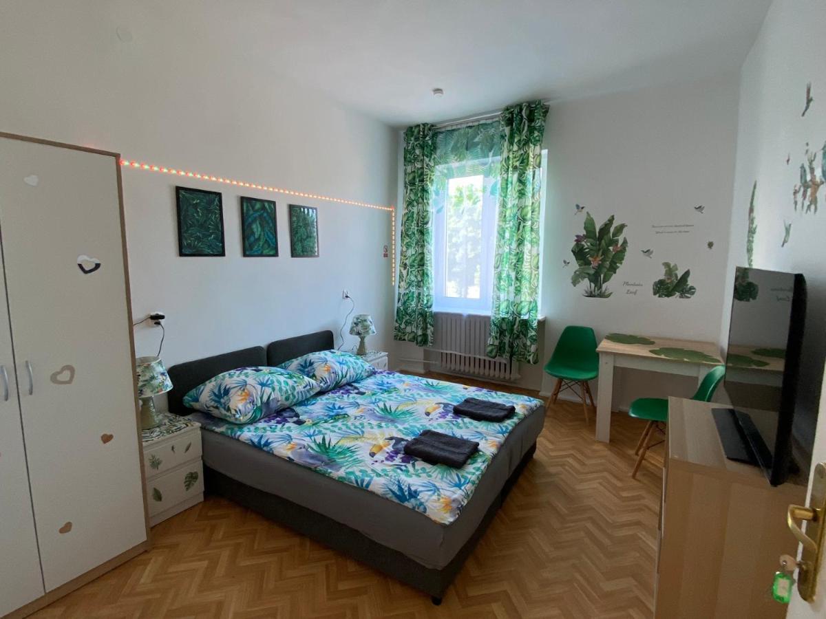 Jungle Rooms Danzica Esterno foto
